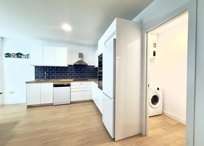 Nautilus Holidays Apartment *